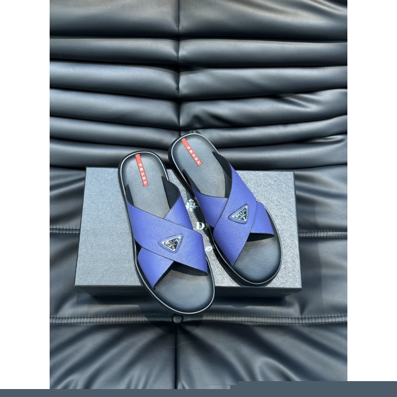 Pra*a slippers